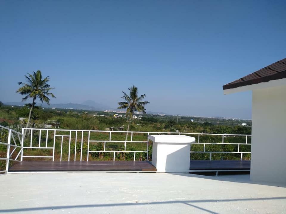 Back To Real Hostel Taitung Exterior photo